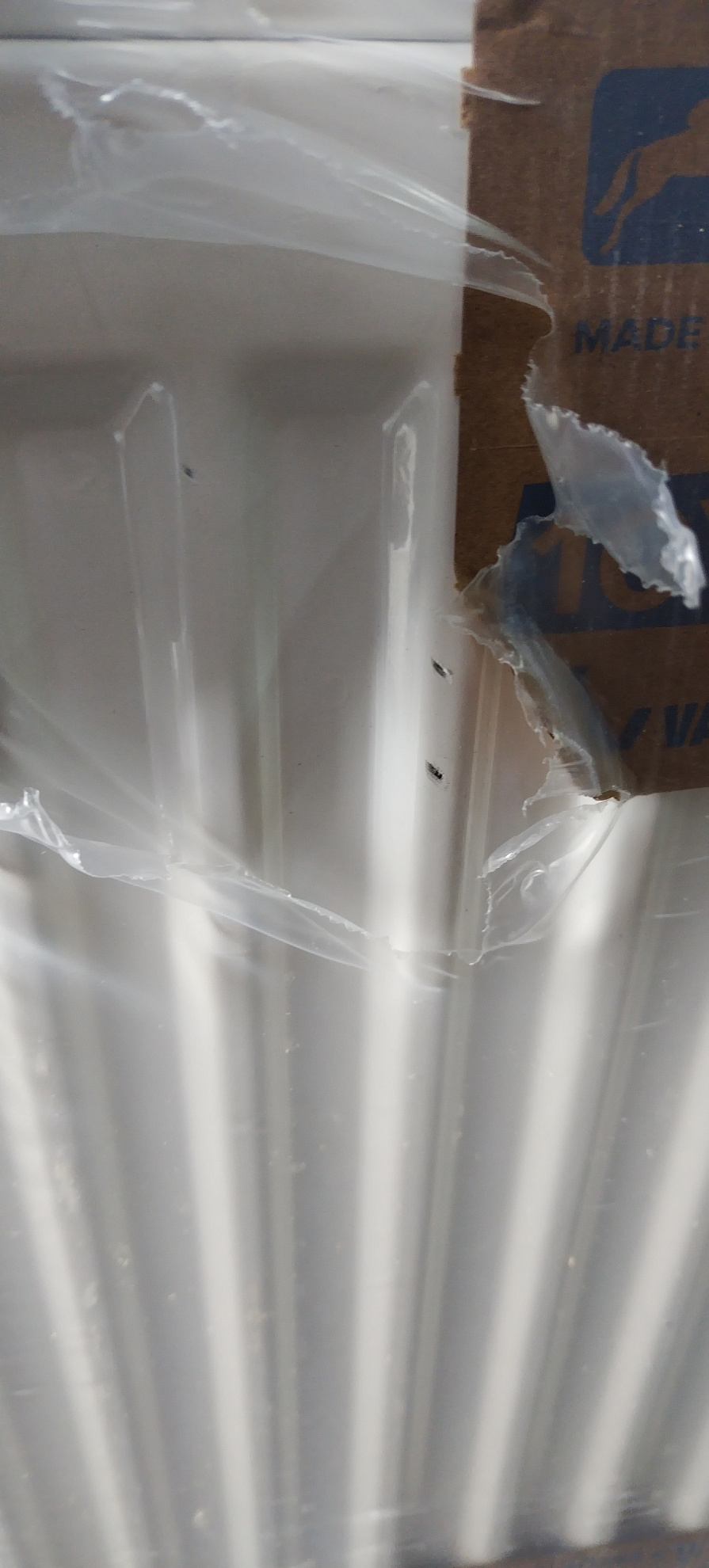 [УЦЕНКА] Радиатор панельный, Brugman, Profil-K Typ, профильный, FEK 22, глубина, мм-100, высота, мм-500, длина, мм-700, боковое подключение, рабочее давление, бар-10, цвет-RAL 9016 (белый)