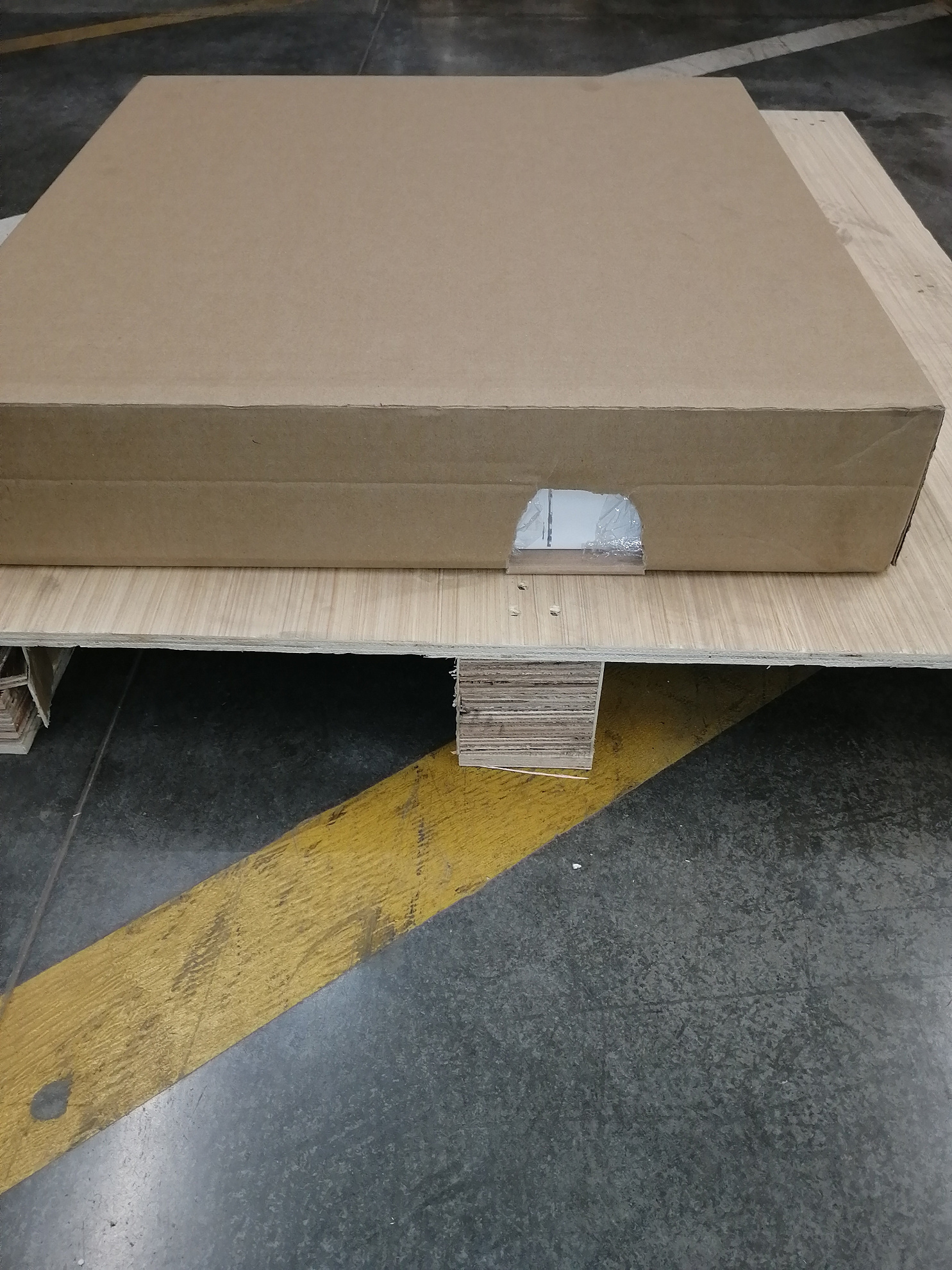 [УЦЕНКА] Шкаф монтажный ELSEN наружный RN-2 (615x580x110)