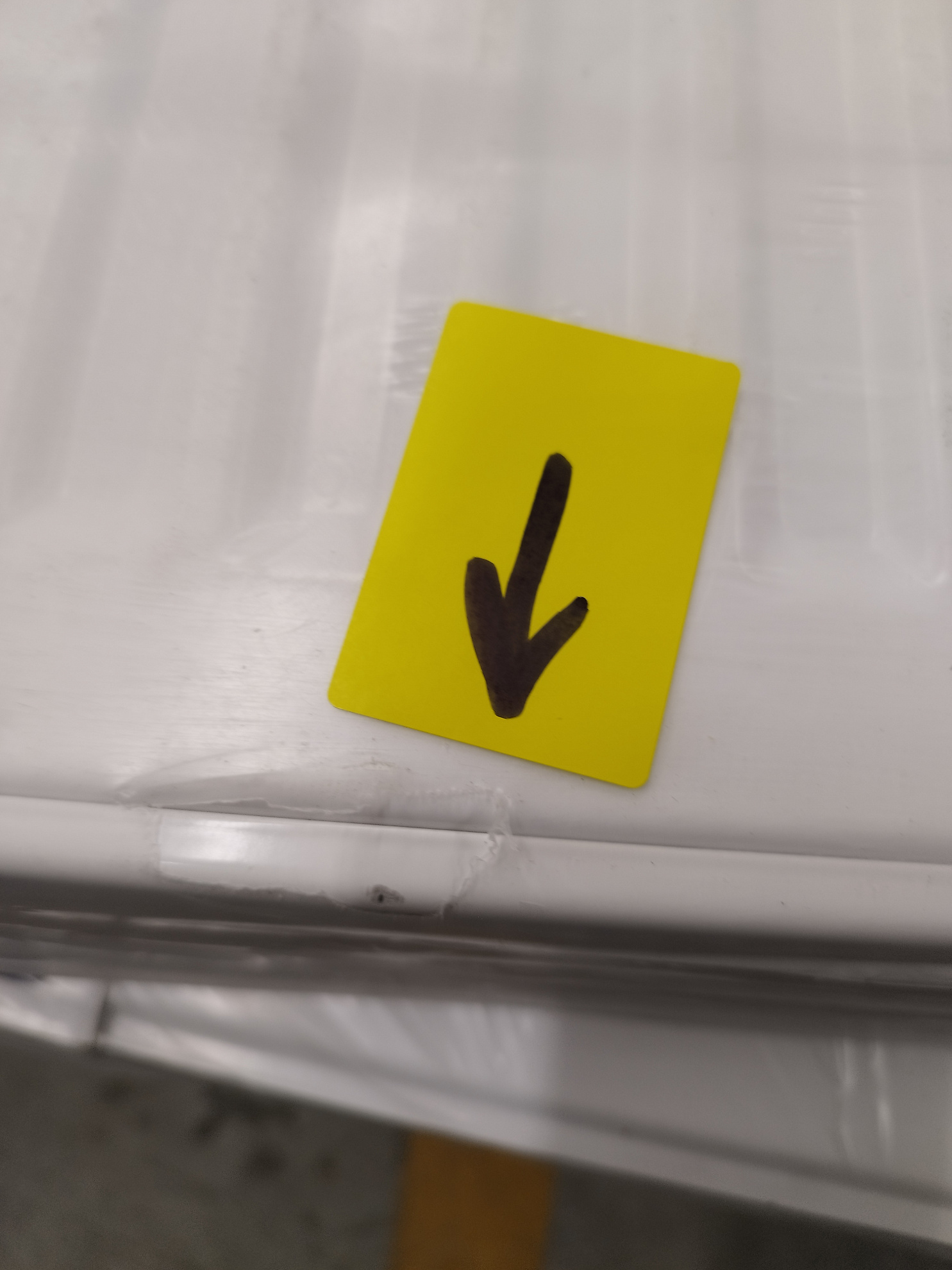 [УЦЕНКА] Радиатор панельный, Brugman, Profil-V, профильный, FEV 22, глубина, мм-100, высота, мм-300, длина, мм-1200, нижнее подключение, с термостатическим вентилем, рабочее давление, бар-10, цвет-RAL 9016 (белый)