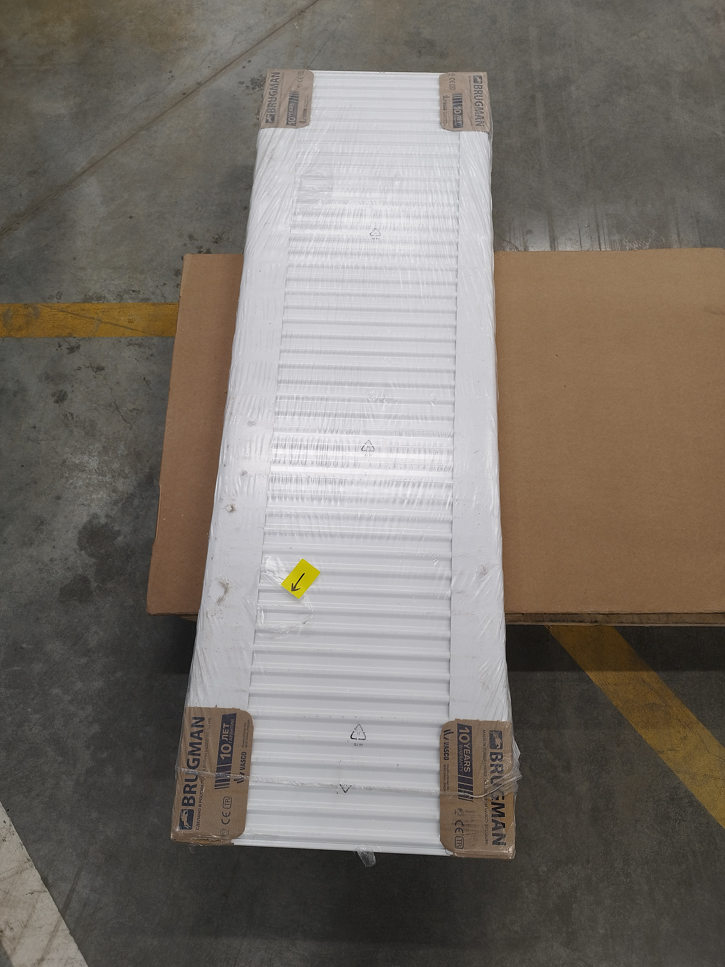 [УЦЕНКА] Радиатор панельный, Brugman, Profil-K Typ, профильный, FEK 22, глубина, мм-100, высота, мм-500, длина, мм-1600, боковое подключение, рабочее давление, бар-10, цвет-RAL 9016 (белый)